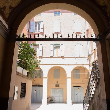 Maison La Pomposa Modena Eksteriør billede
